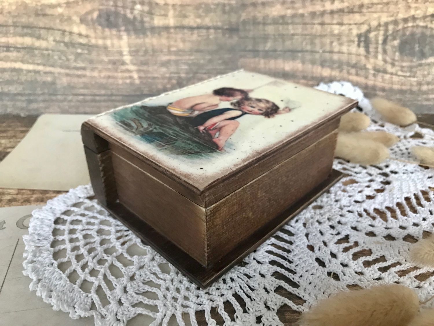 скринька з книги з картинкою