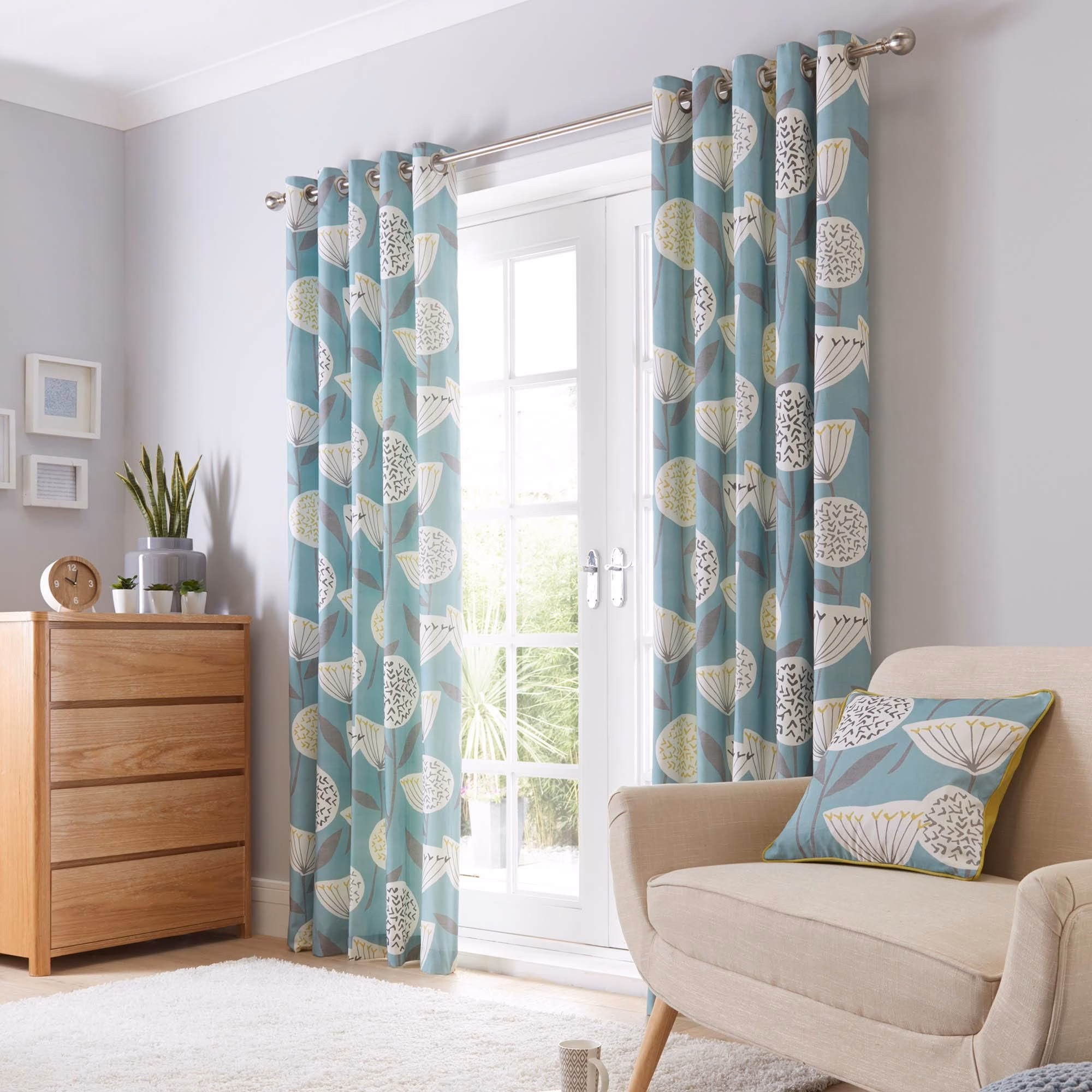м'ятні штори на люверсах