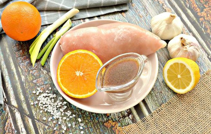 Апельсиновий маринад для курячої грудки