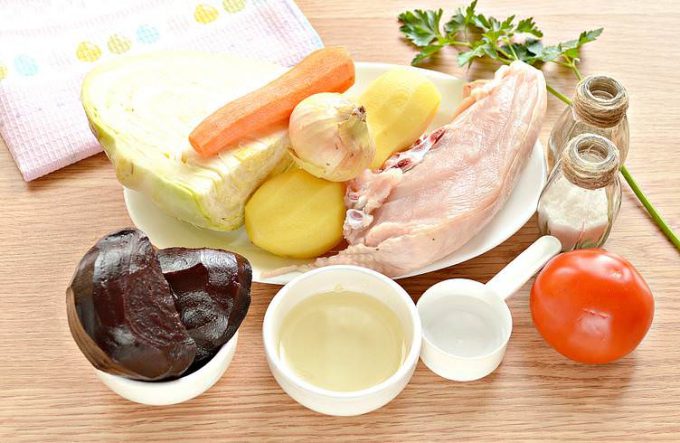 Борщ із куркою