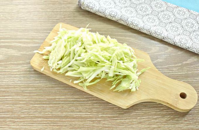 Борщ з куркою та квасолею