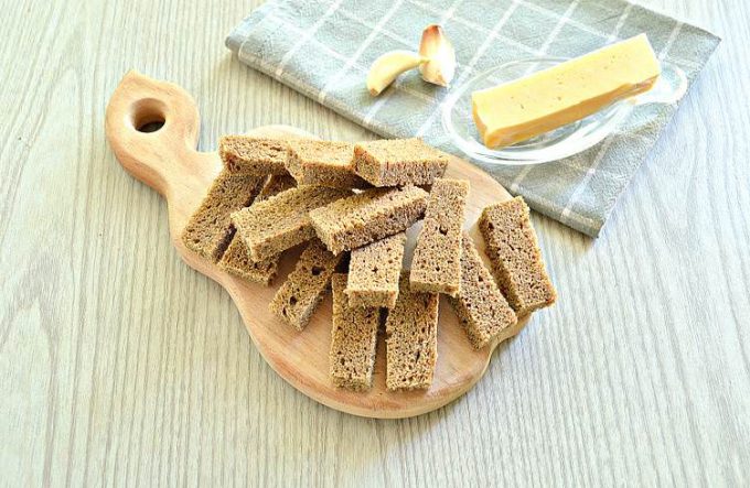 Часникові грінки із сиром