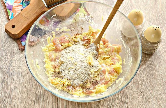 Драники з курячим філе