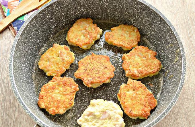 Драники з курячим філе