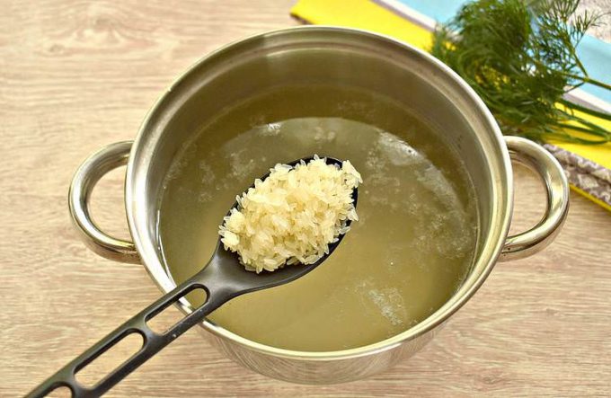 Грибний суп із рисом