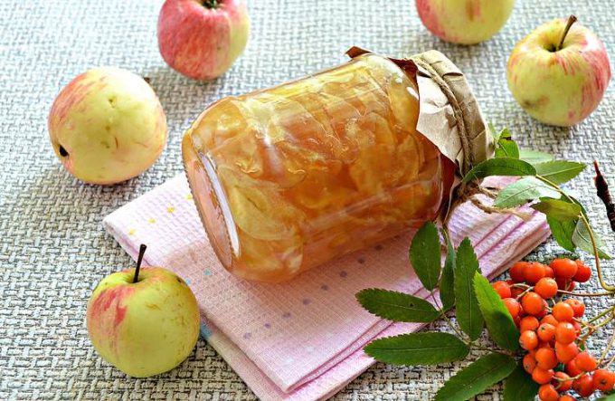 Яблучне варення часточками на зиму