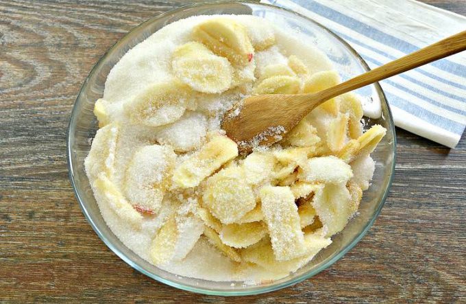 Яблучне варення часточками на зиму