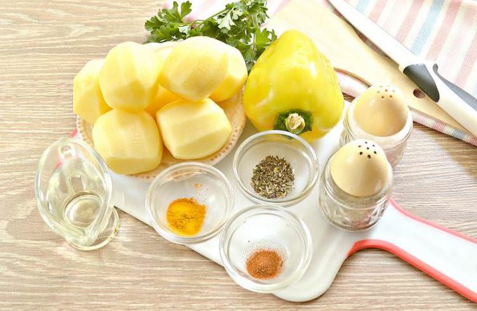Картопля з болгарським перцем на сковороді