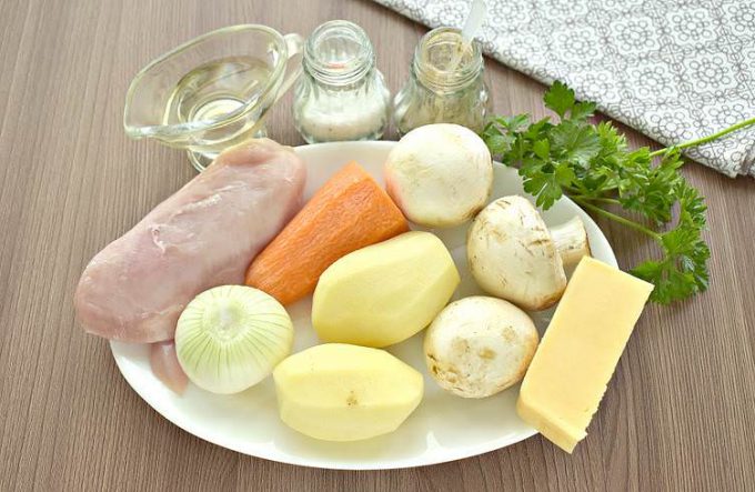 Картопля з грибами та куркою у горщиках