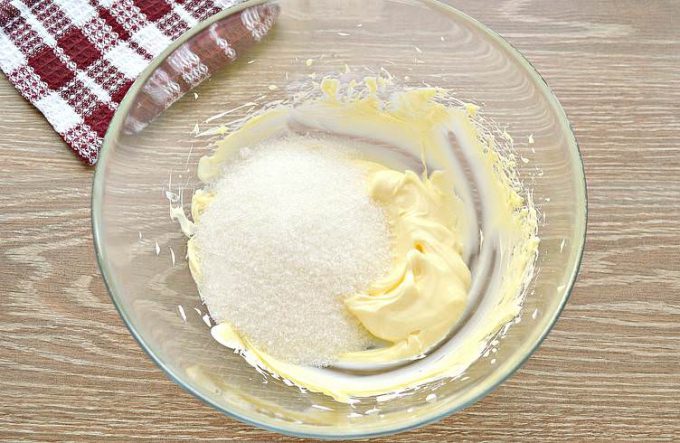 Кекс зі смородиною в мультиварці