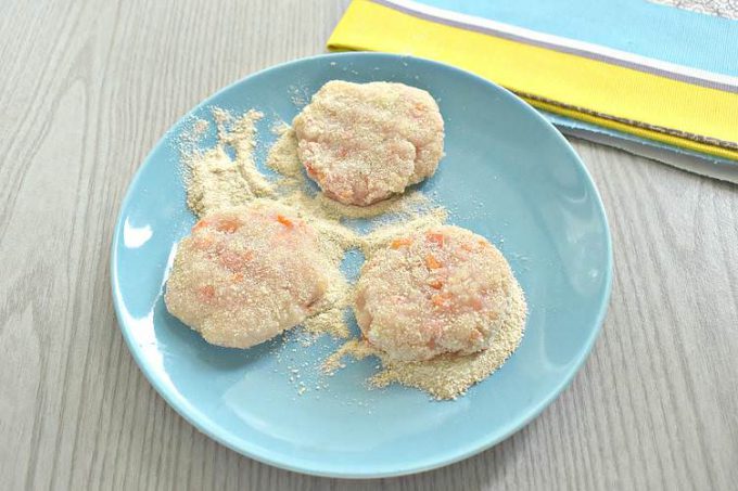 Котлети з курячого філе з болгарським перцем