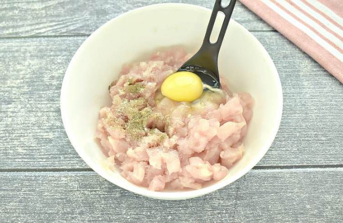 Котлети з курки «Купецькі» на сковороді