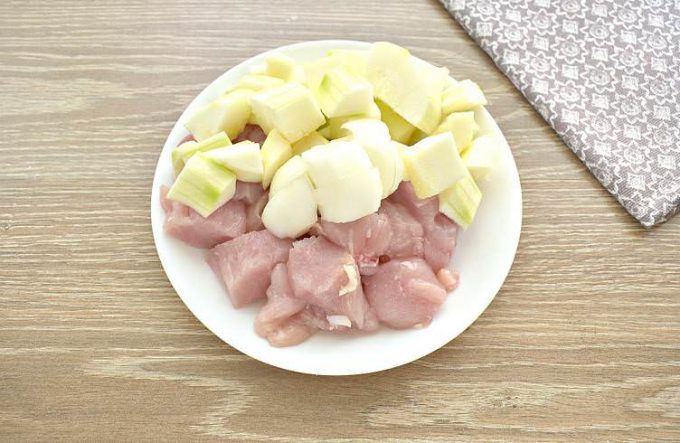 Курячі котлети з кабачком
