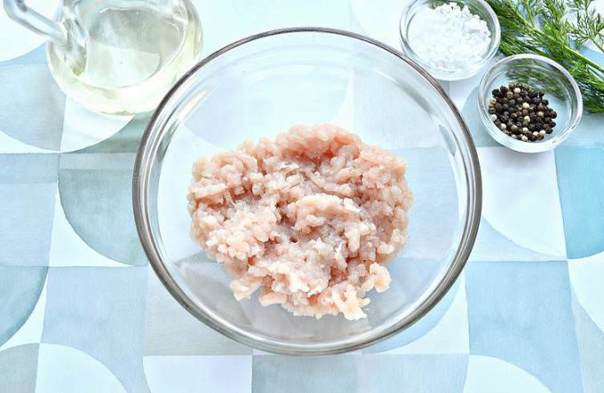 Курячі оладки з сиром