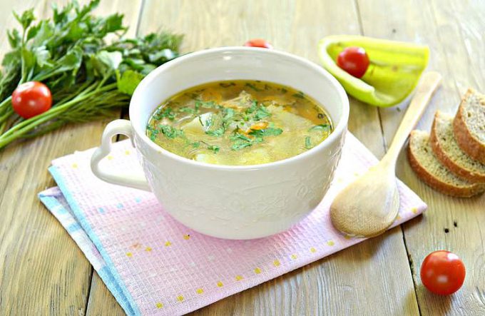 Курячий суп з картоплею