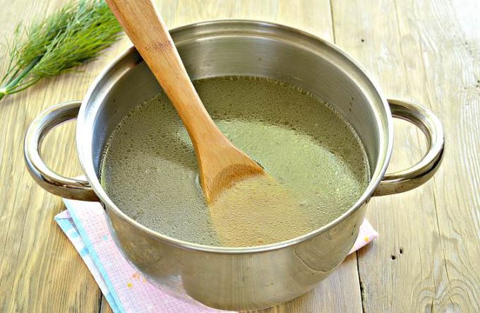 Курячий суп з картоплею