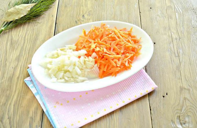 Курячий суп з картоплею