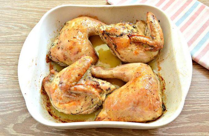Курка в духовці з прованськими травами
