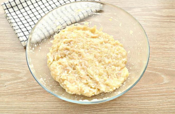 Ліниві голубці з куркою та рисом у духовці