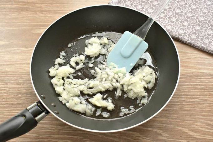 Мясні котлети з гарбузом на сковороді