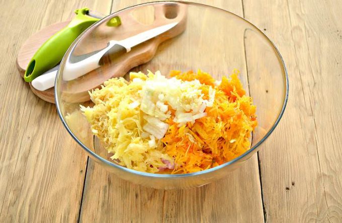 Мясні оладки з картоплею та гарбузом