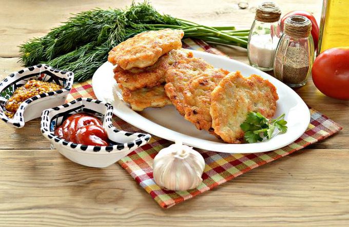 Мясо по-албанськи з курячої грудки