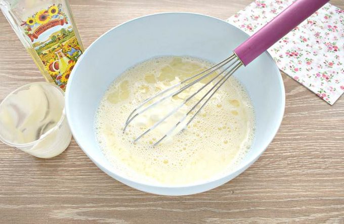 Млинці на сметані та молоці