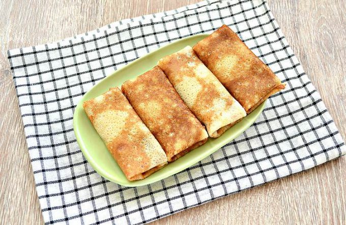 Млинці з ліверною ковбасою