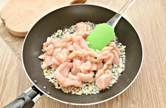 Начинка для пирога з капустою та куркою