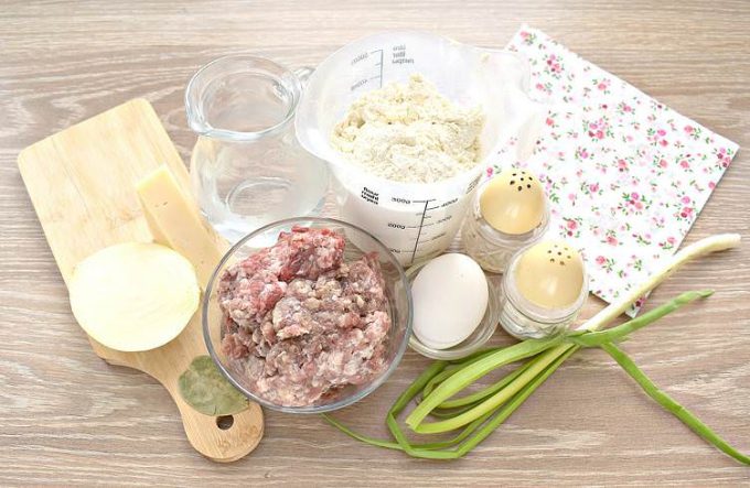 Пельмені з мясом та сиром