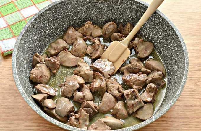 Підливу з курячої печінки