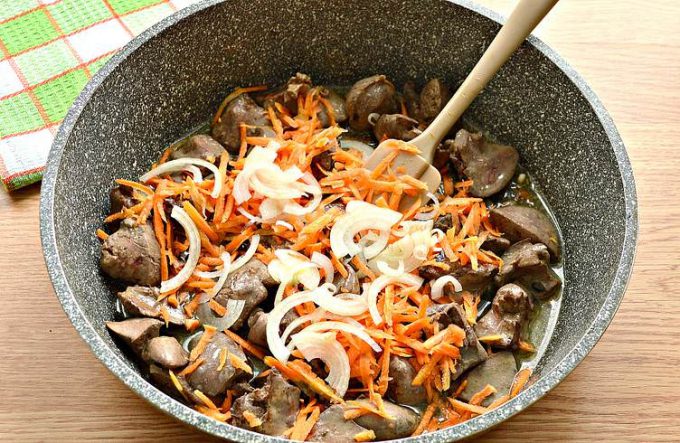 Підливу з курячої печінки
