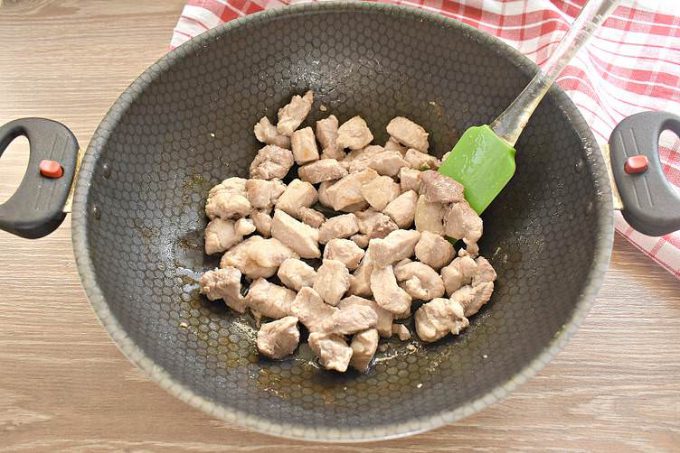 Підливу зі свинини до гречки