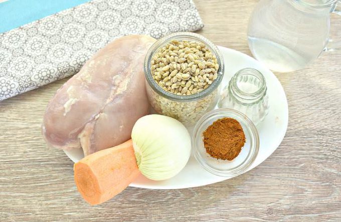 Плов із перловки з куркою в мультиварці