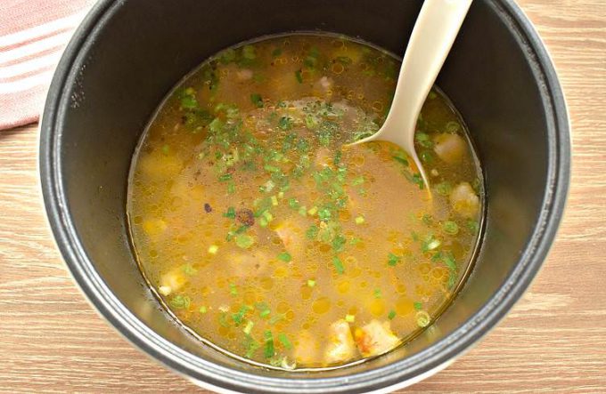 Рисовий суп з мясом у мультиварці