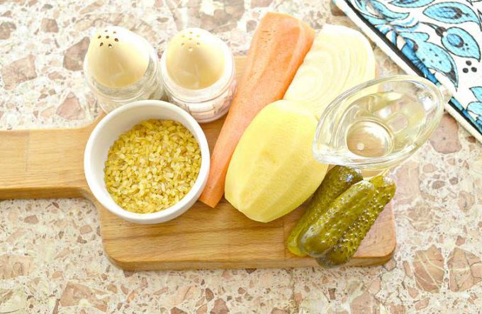 Розсольник на мясному бульйоні з булгуром