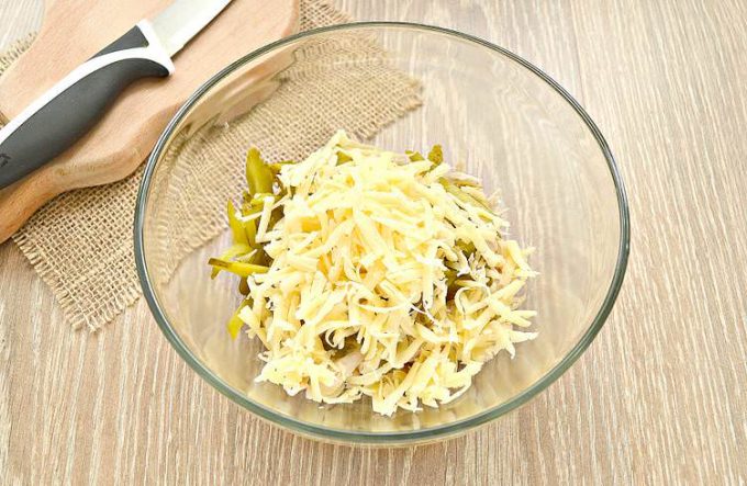 Салат Лисичка з куркою та морквою по-корейськи