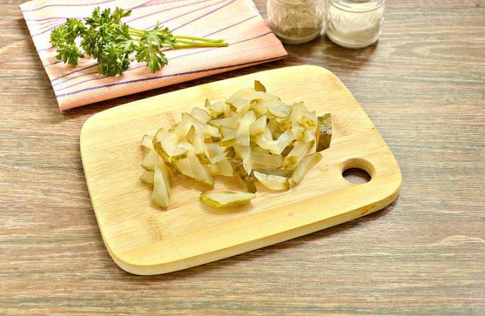 Салат з печінки та корейської моркви