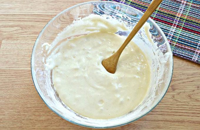 Шарлотка з гарбузом та яблуками