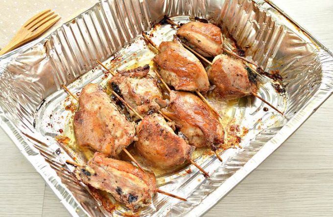 Шашлик з курячих стегон