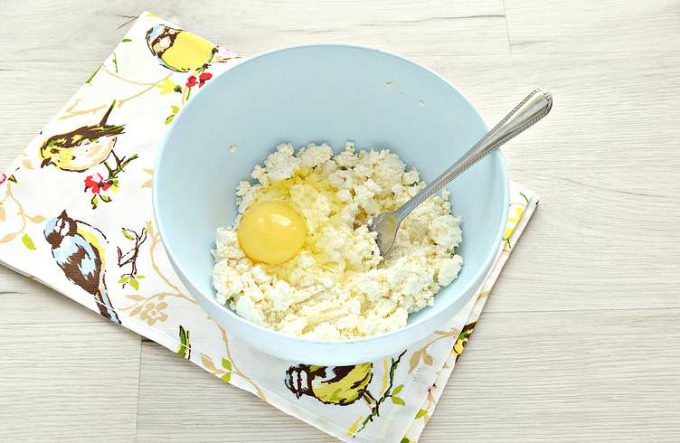 Сирники із сиру на сковороді