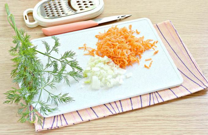 Суп з куркою та галушками
