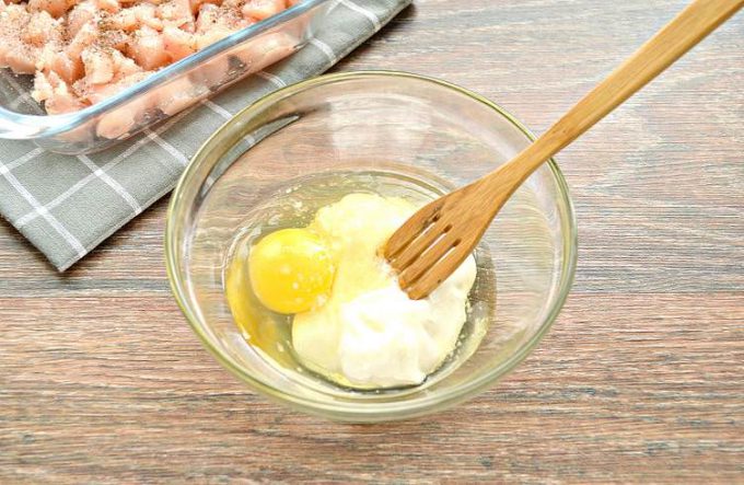 Запіканка з курячого філе з помідорами