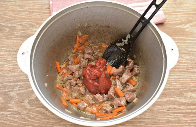 Гречка по-купецьки з яловичиною