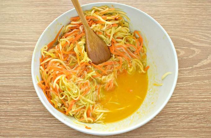 Кабачки по-корейськи з морквою на зиму