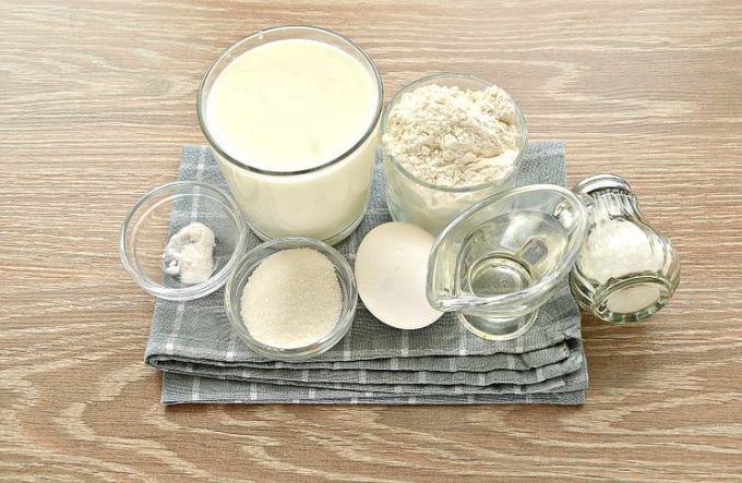 Млинці на скромному кефірі