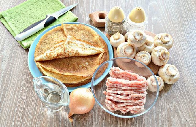 Млинці з грибами та мясом