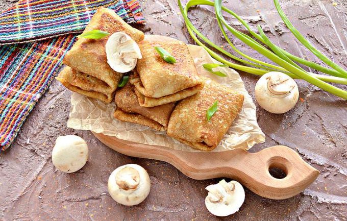 Млинці з грибами та мясом