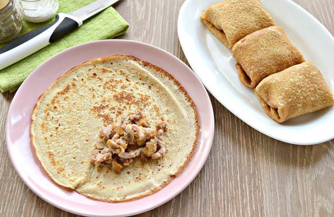 Млинці з грибами та мясом