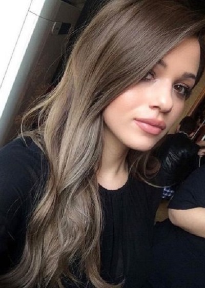 Шоколадно-попелястий колір волосся: види відтінків та фарбування